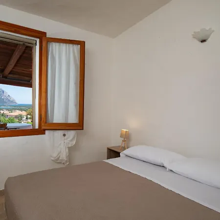 Apartment Casa Del Gelsomino A Porto San Paolo By Wonderful Italy